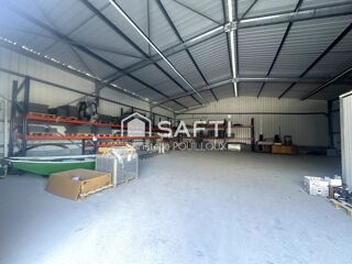  Immeuble à vendre 700 m² Benet