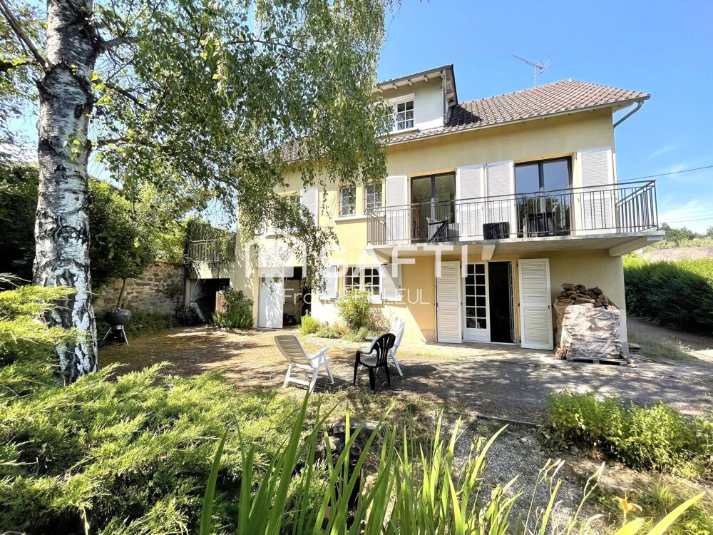Maison familiales avec 2 garages dans parc clos