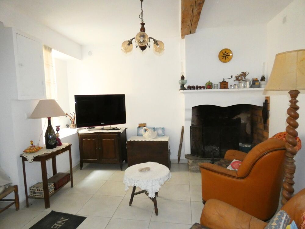 Maison de village pleine de charme avec jardin et dépendances