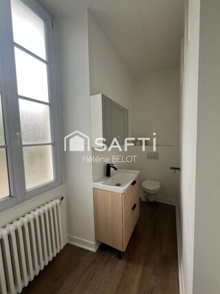  Appartement à louer 4 pièces 69 m²