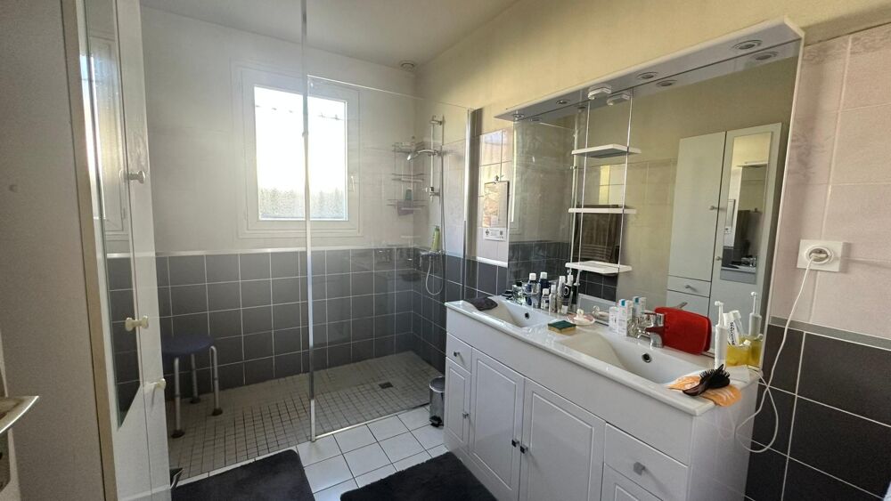 Vente Maison À Saintes,  proche du petit Leclerc Saintes