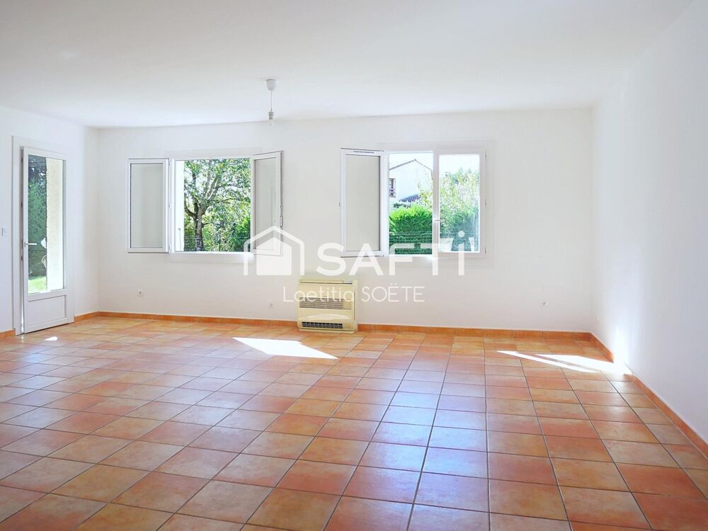 Maiso renovée entièrementn de plain pied de 113m2