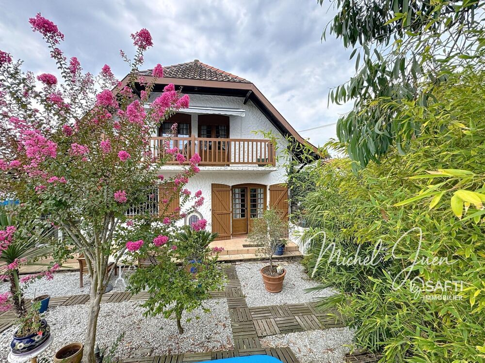 Labenne Océan  Maison familiale 232 m² avec piscine sur 1 043 m²  plage à pied