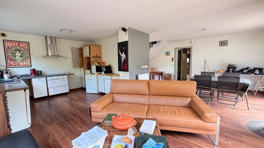 Maison d'habitation avec atelier professionnel