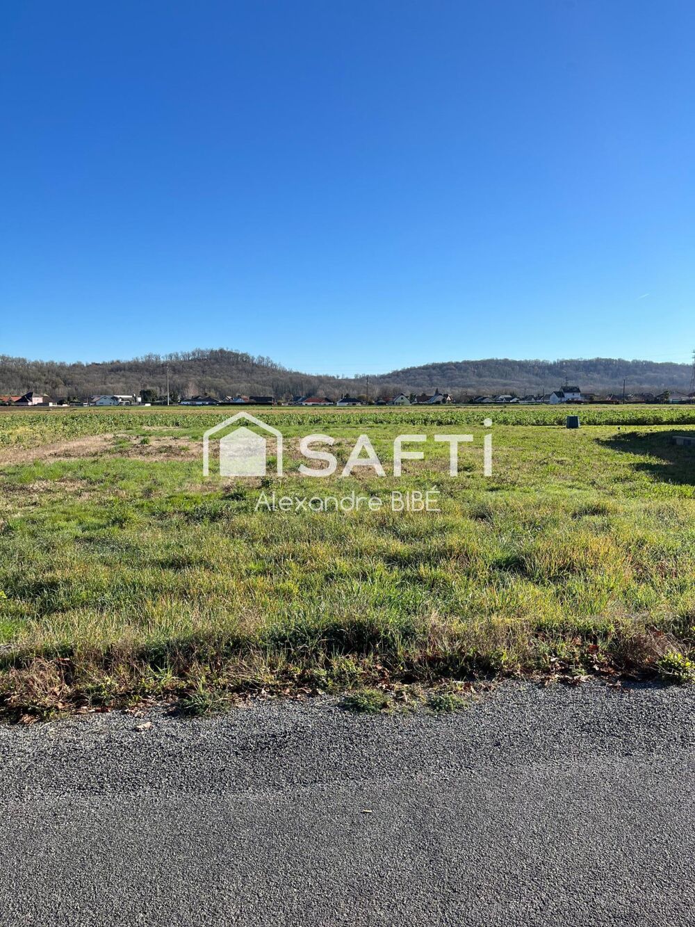 Vente Terrain Belle opportunité : terrain plat et bien exposé, libre de tout constructeur Bordes