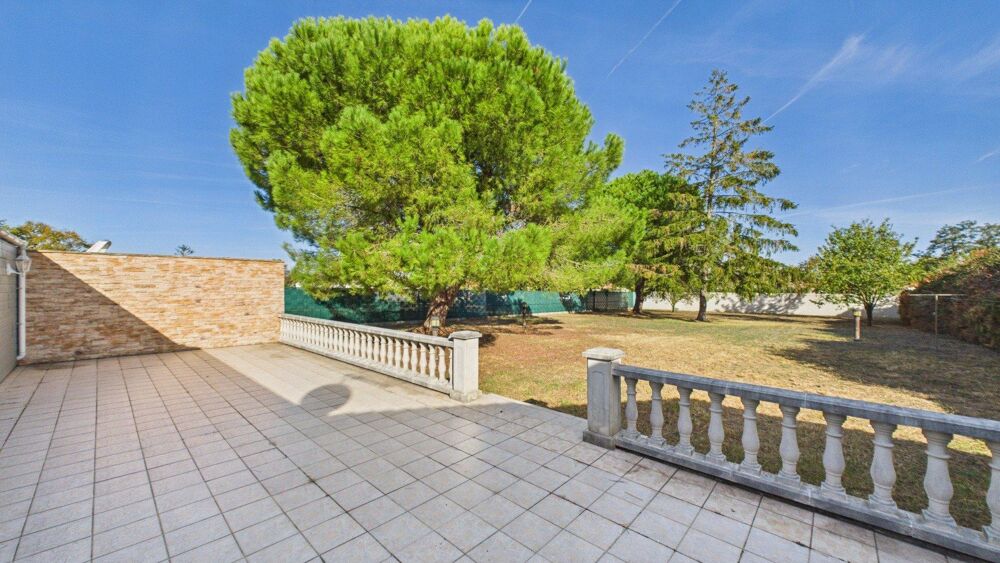 Vente Maison Maison de plain-pied avec jardin arboré et garage Andilly