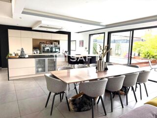  Maison à vendre 9 pièces 265 m²