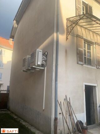  Maison � vendre 15 + pi�ces 270 m�