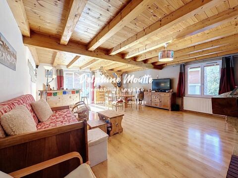   ARVIEUX- maison récente- 4 chambres - rapport locatif Maison - 6 pièce(s) - 158 m²