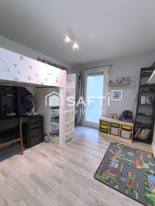  Appartement � vendre 4 pi�ces 80 m�