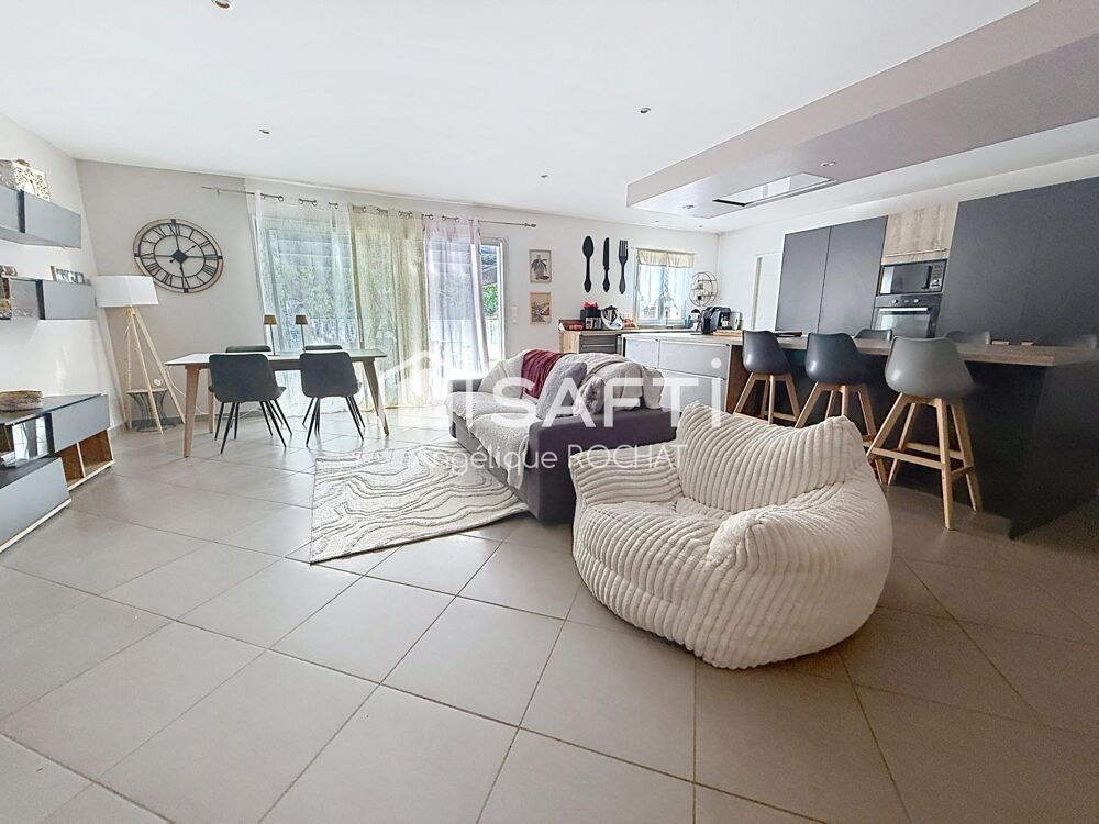Magnifique Villa de plain-pied de 115 m² avec piscine et jacuzzi  Puissalicon