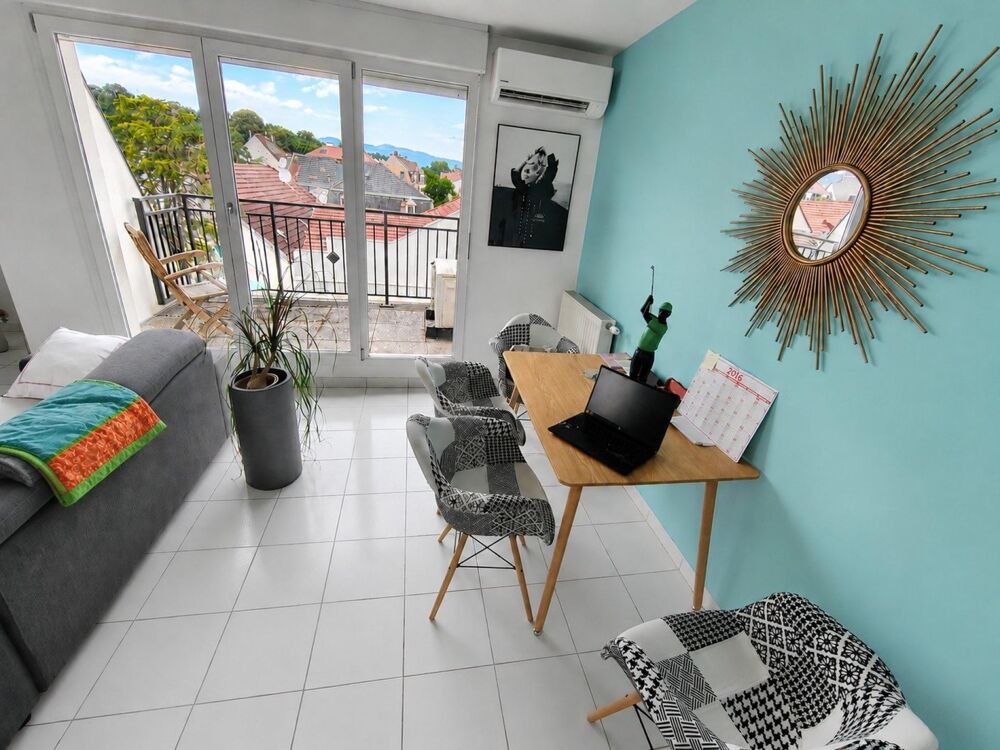 Vente Appartement Appartement 3 pièces de 76,84 m² avec terrasse, balcon, garage et cave – Dernier étage avec ascenseur – Mulhouse Dornach Mulhouse