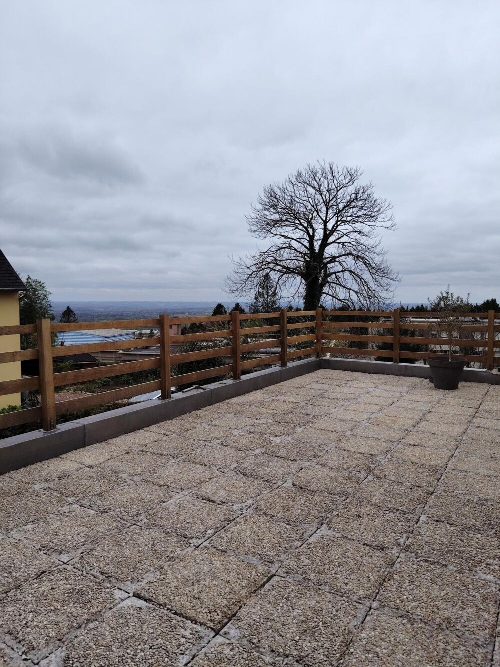 Vente Maison Découvrez votre havre de paix entre les collines de Mortain-Bocage et la magie du Mont Saint-Michel. Mortain-bocage