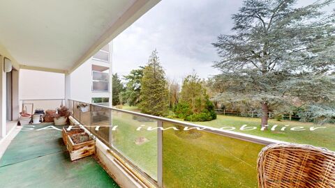   Grand appartement 109m2 – 3/4 Chambres – cave – box privé 2 voitures - Résidence privée. Appartement - 5 pièce(s) - 108 m²