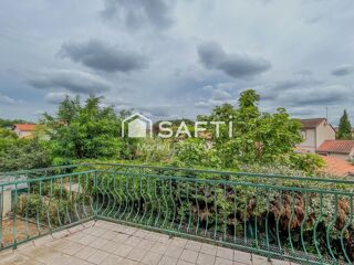  Maison à vendre 10 pièces 282 m²
