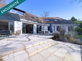  Maison � vendre 9 pi�ces 320 m�