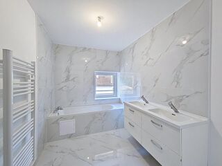  Appartement � vendre 4 pi�ces 95 m�