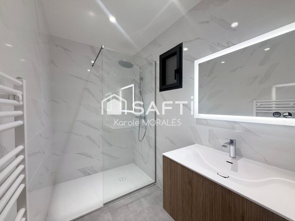 BANYULS-SUR-MER, SPLENDIDE T4,AVEC VUE, TERRASSE, GARAGE ET PARKING, RESIDENCE DE STANDING