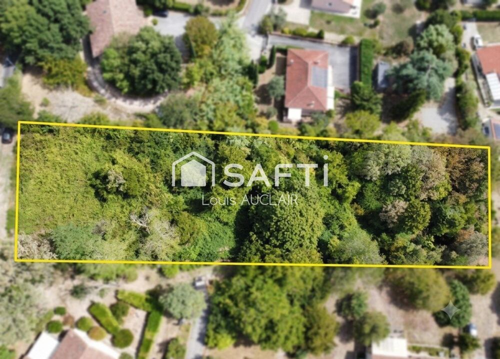 Vente Terrain Terrain pentu constructible de 2790 m2 Castelnau-d'estretefonds