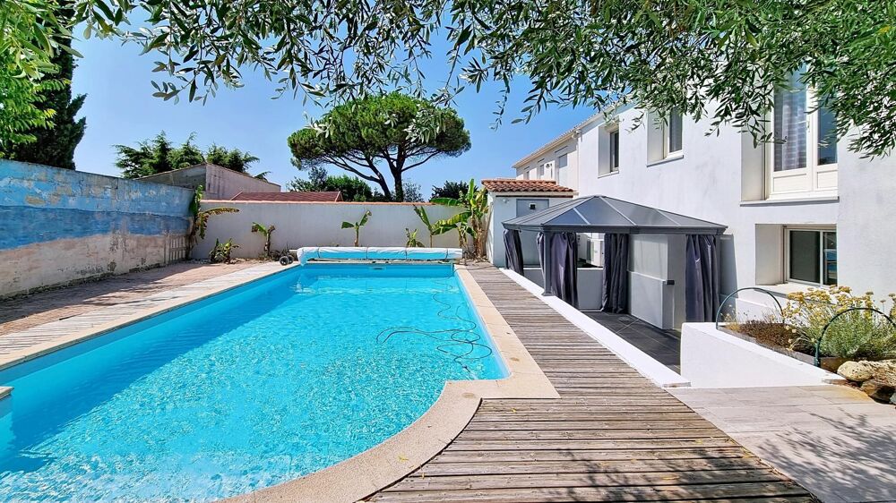 Vente Maison Secteur recherché - Maison familiale avec garage 35m2 - Piscine - Jardin exposé sud Aytre