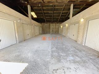  Parking / Garage à vendre 