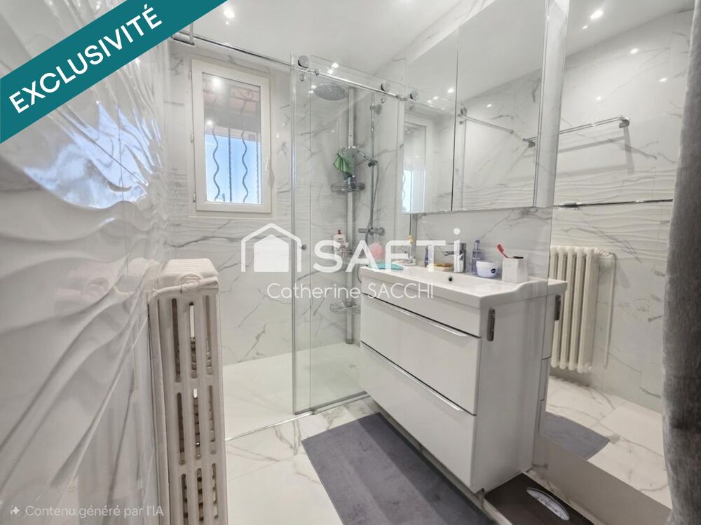 Vente Maison Villa quartier Les Plaines Piscine Vue mer Calme Saint-raphael