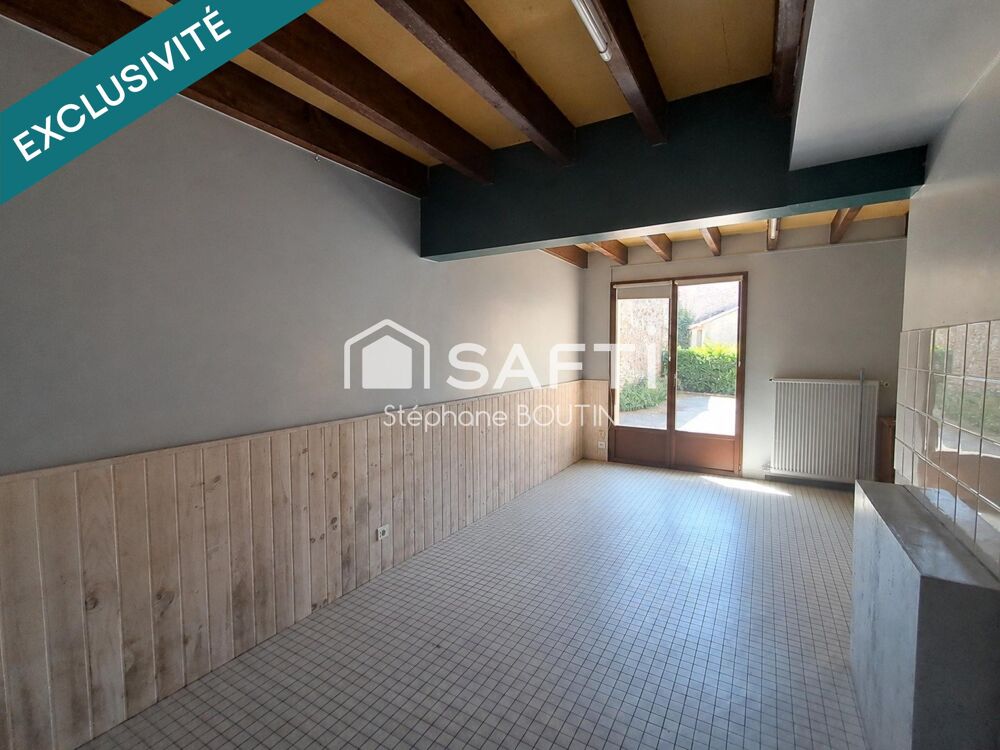 Maison familiale de 158 m²  4 chambres  Garage  Centre-bourg de Sigournais