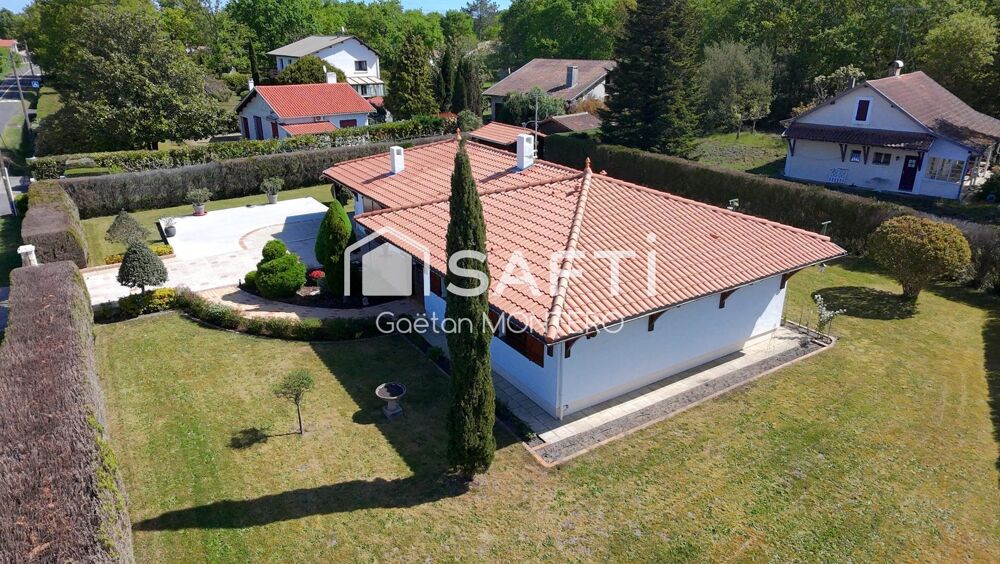 Vente Maison À vendre à Parentis-en-Born, maison avec grand terrain proche centre-ville. Parentis-en-born