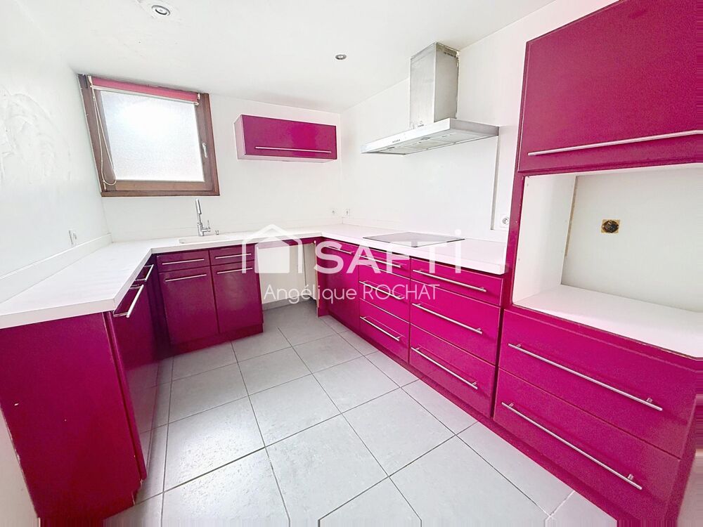 Co-exclusivité Maison de Village centre de Puissalicon T3 avec terrasses