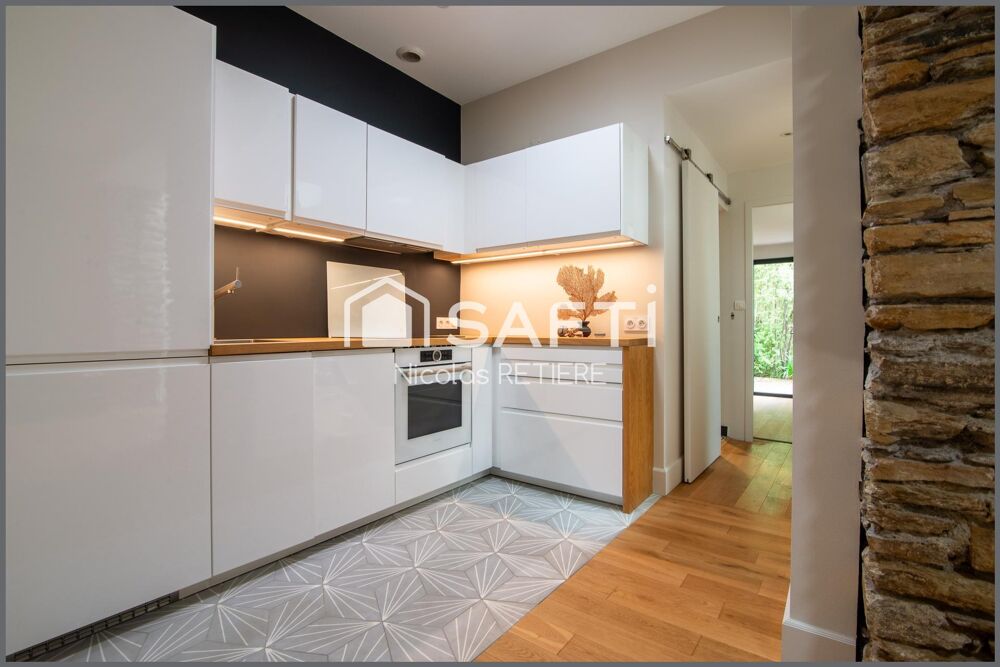 Maison rénovée avec jardin intimiste 3/4 pièces de 80 m2 100m2 au sol