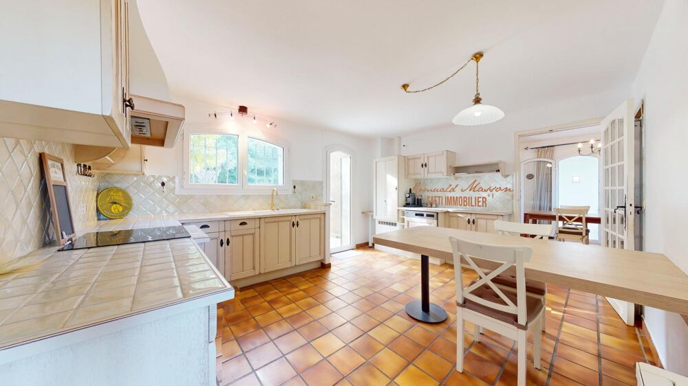 � vendre  Maison Solli�s-Ville (83210)