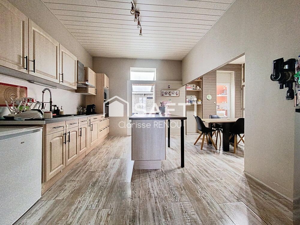 Maison 5 pièces 175 m² · à Mauze-sur-le-Mignon · 175 m² · 179 900 €