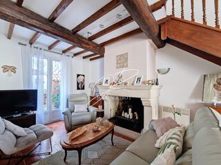  Maison  vendre 7 pices 243 m