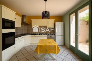 Maison  vendre 7 pices 164 m