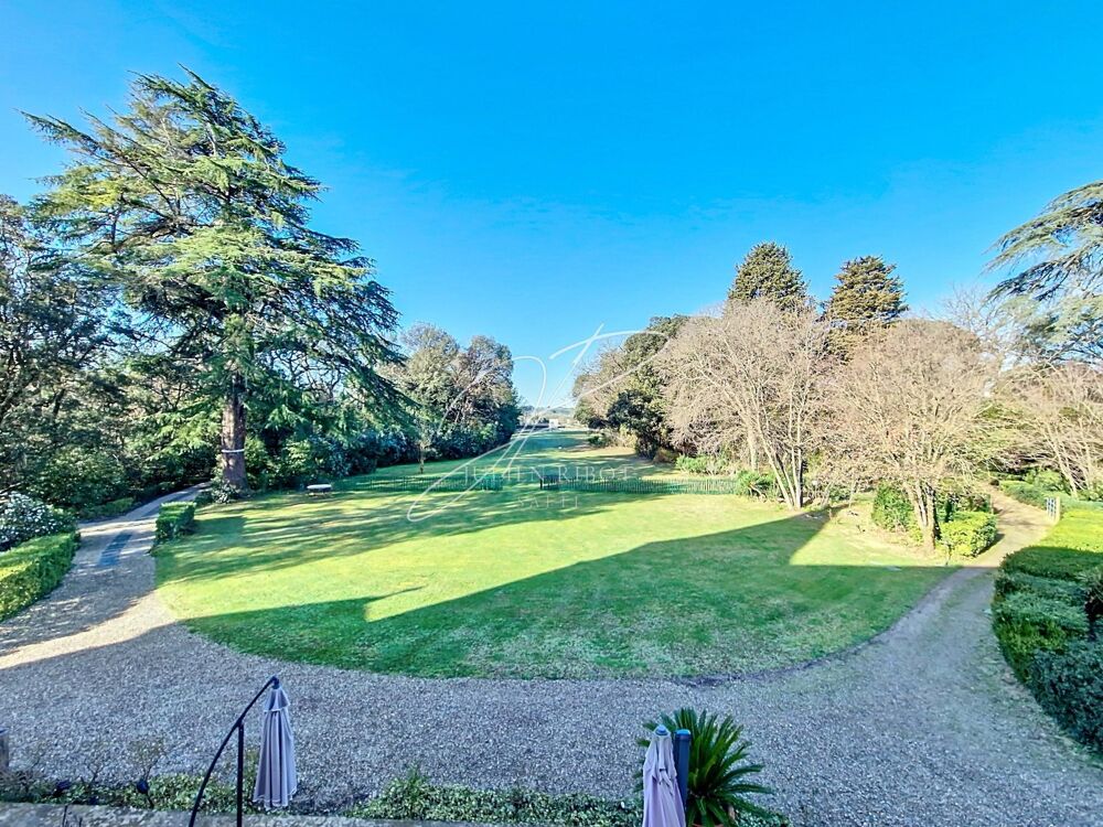 à vendre  Propriété/château Pézenas (34120)