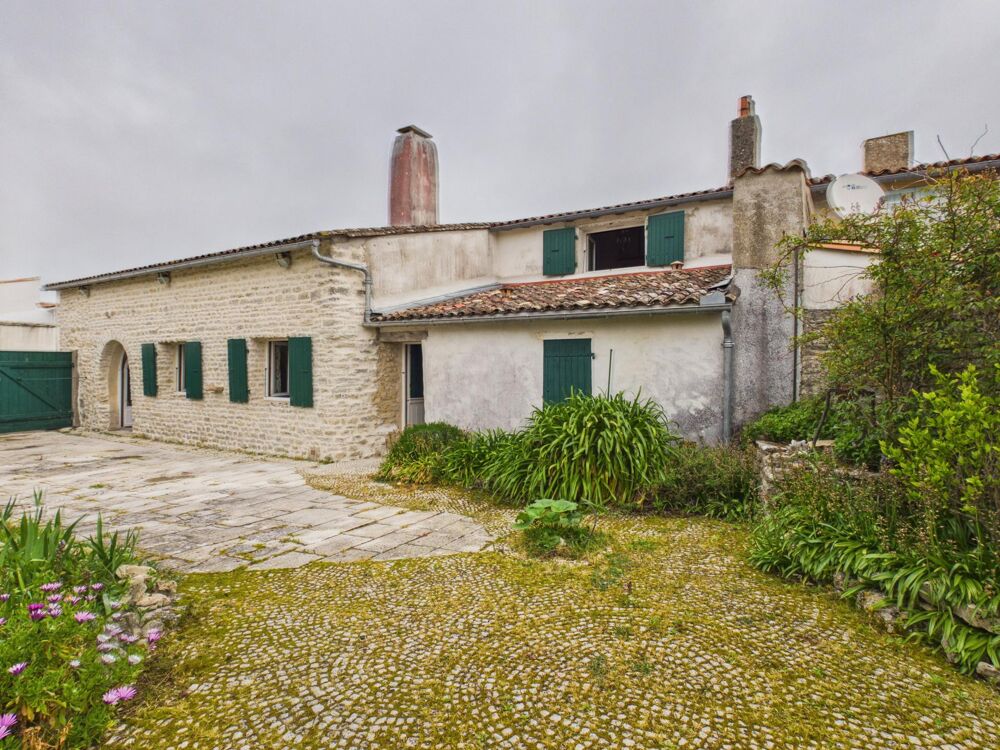 MAISON FAMILIALE DE CARACTERE