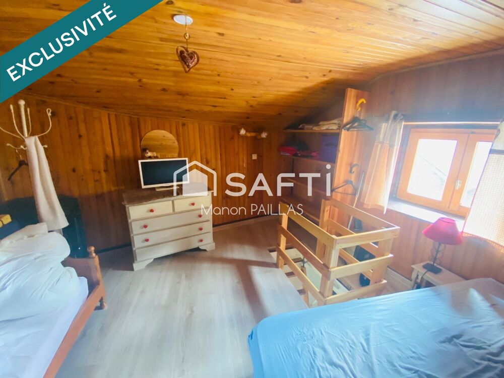 Charmante petite maison avec terrasse aux Fréaux