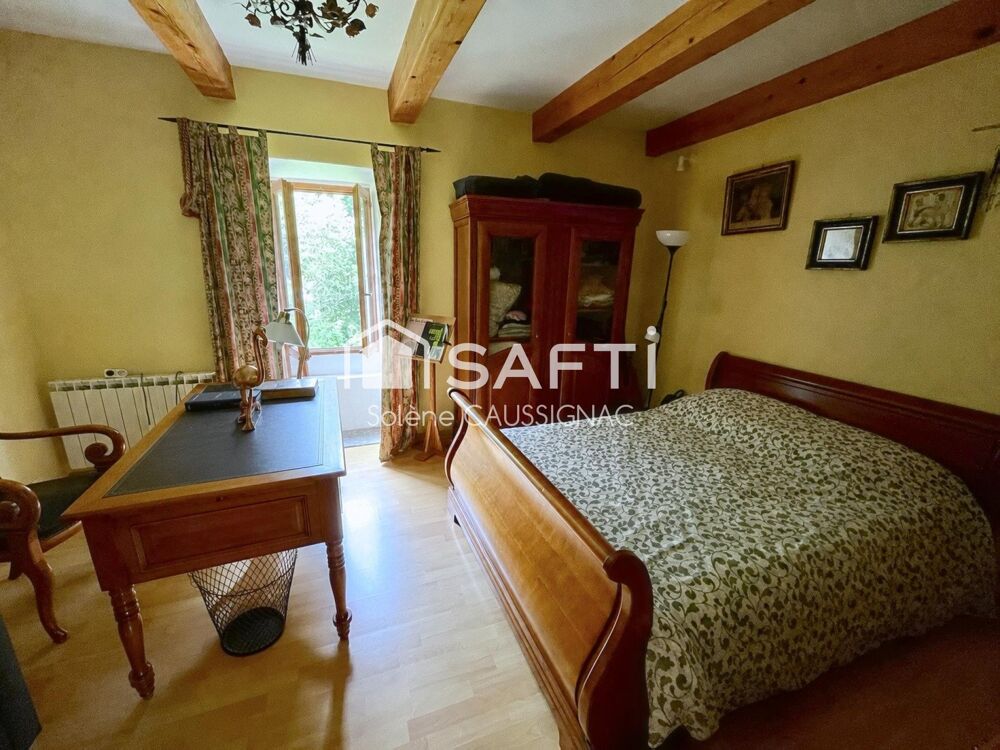 à vendre  Maison Le Collet-de-Dèze (48160)