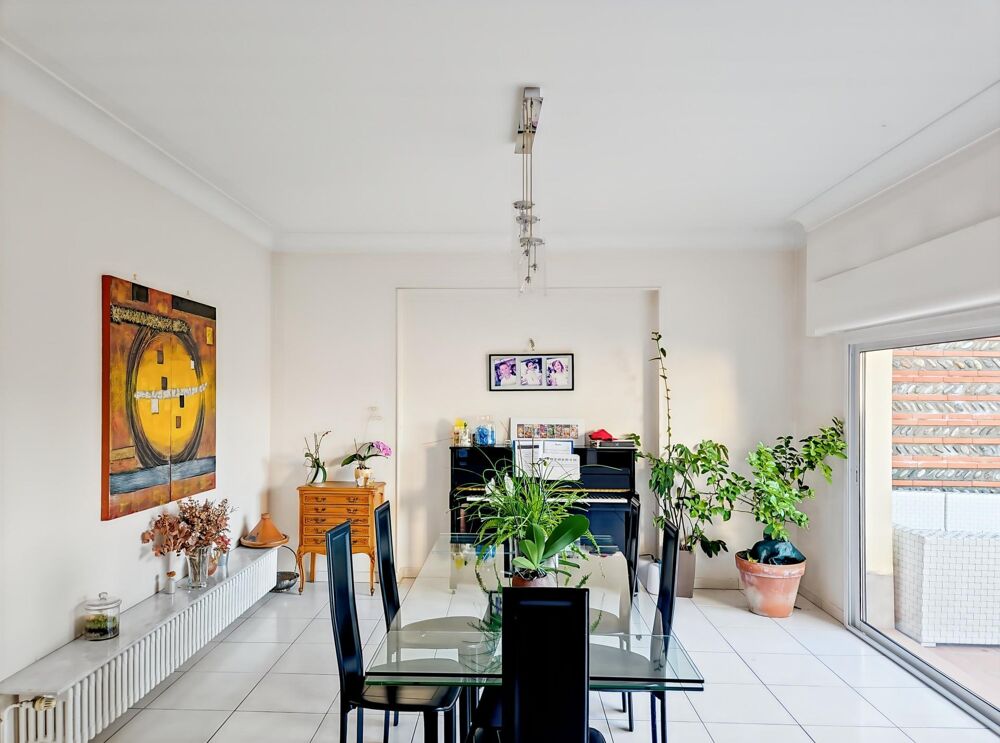 Maison 204 m² rénovée, au calme, proche centre