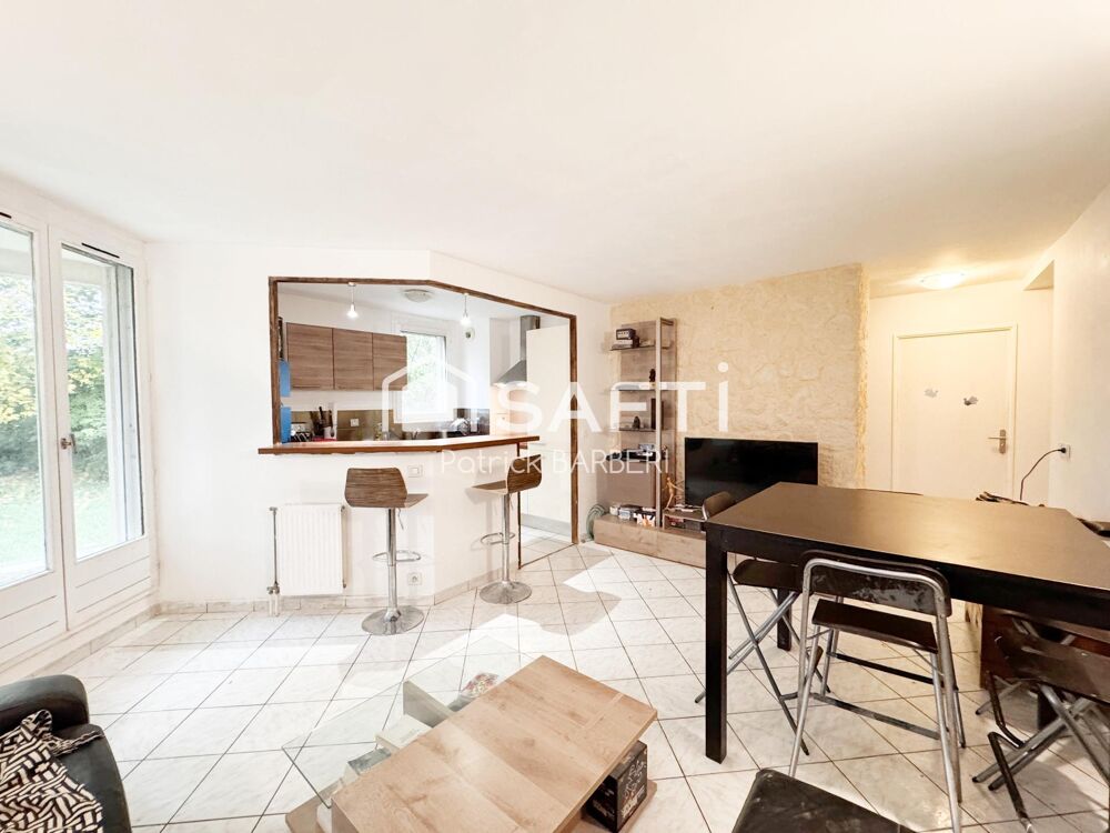 Vente Appartement Grand jardin privatif d'environ 200 M² Cergy