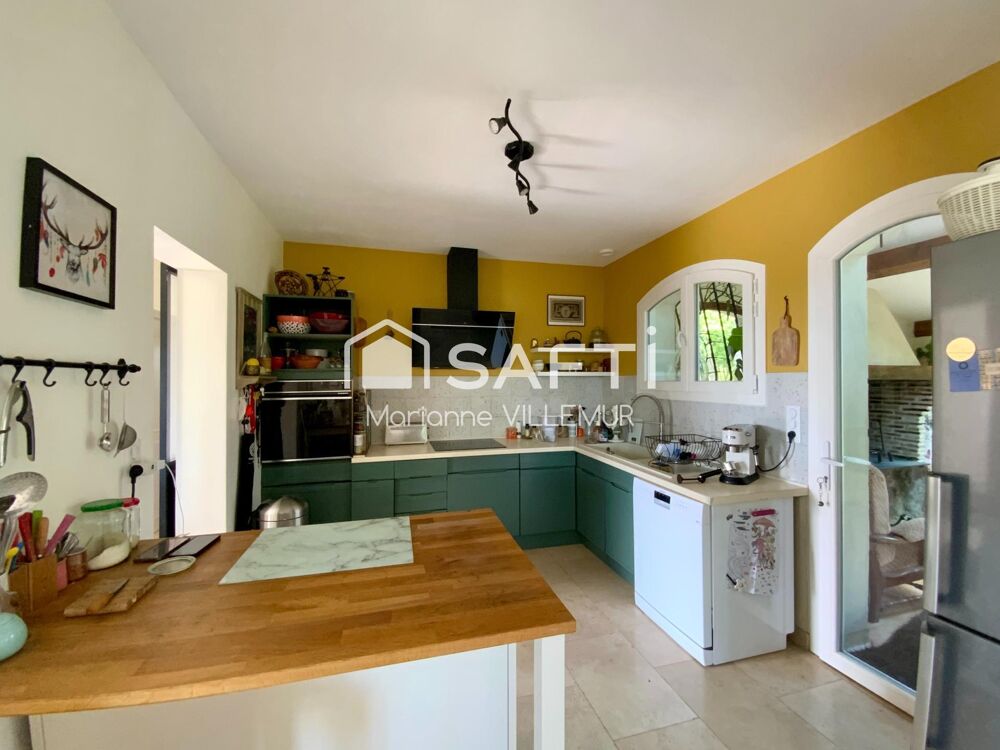 Proche Nérac, maison de Plain-pied d'environ 138 m² habitables sur un terrain de 3073 m²