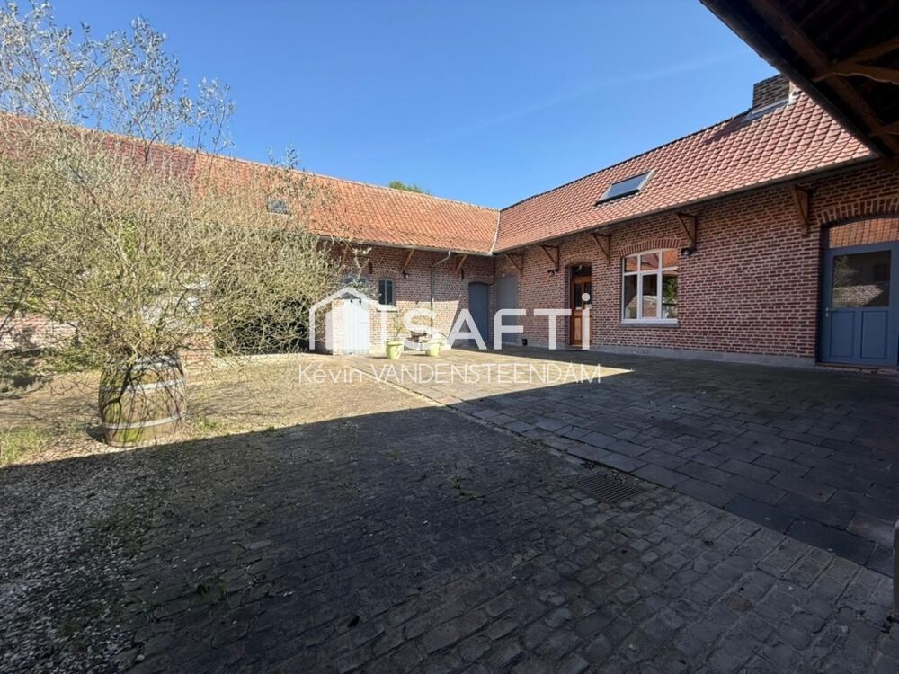Vente Maison Fermes au carré 195 m2 habitables  + 150 M2 brut Fournes-en-weppes