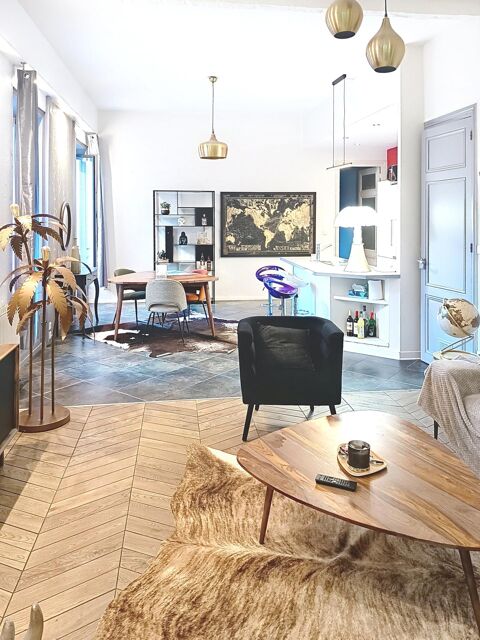   A dcouvrir , idalement situ au centre ville ,  5min  pied de la gare et du centre ville, spacieux appartement haussmannien Appartement - 6 pice(s) - 121 m