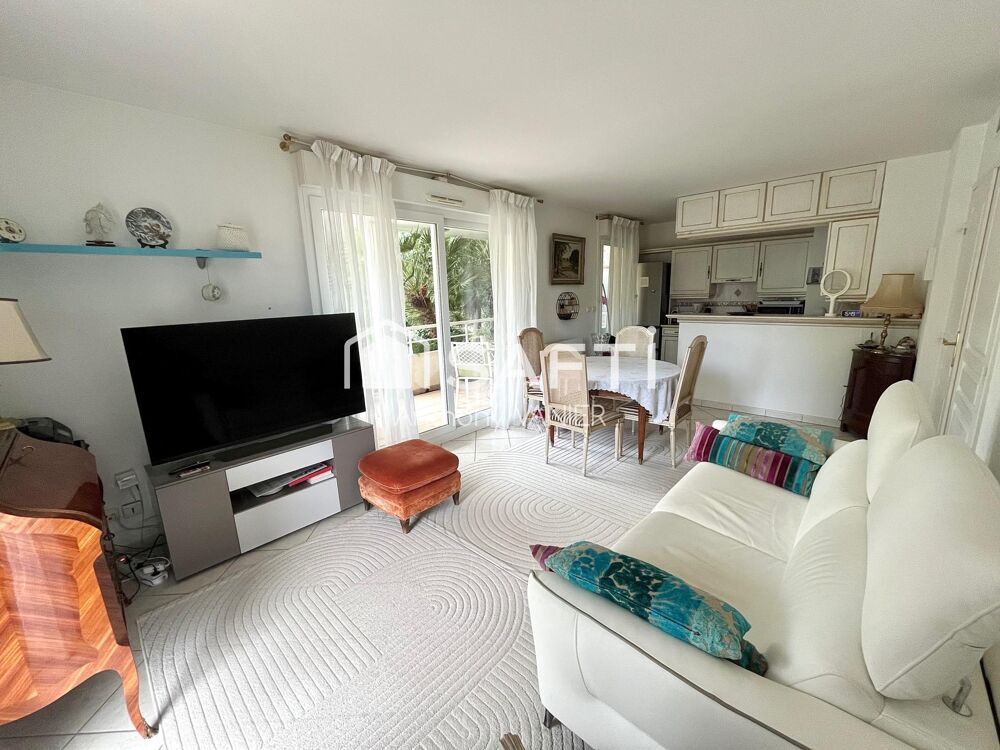 Vente Appartement Très bel appartement avec terrasse d'angle, garage et cave Antibes