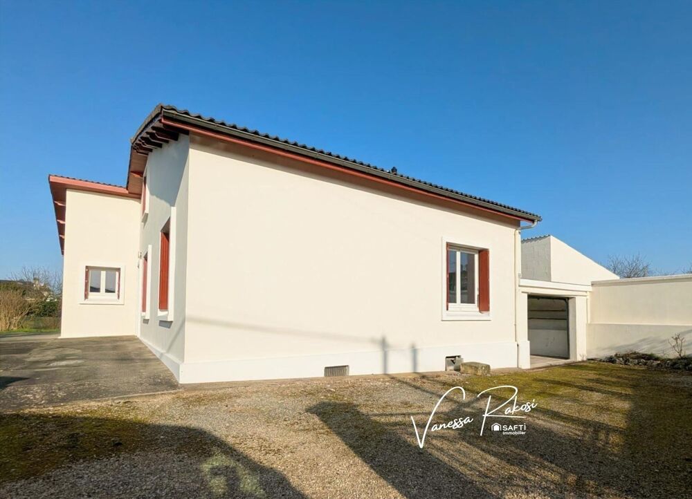 Vente Maison JOLI PAVILLON - JARDIN - CENTRE VILLE - 4 CHAMBRES - 150M2 Saint-jean-d'angely