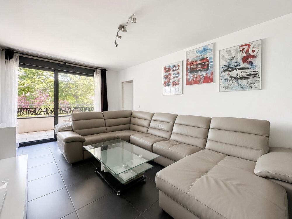 Vente Appartement Limeil-Brévannes – Bel appartement 2 pièces avec balcon et parking, résidence sécurisée 2012 Limeil-brevannes