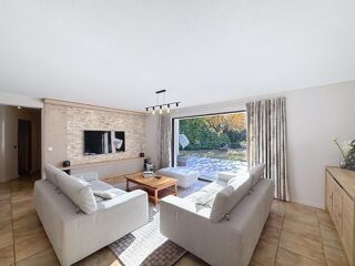  Maison  vendre 5 pices 193 m