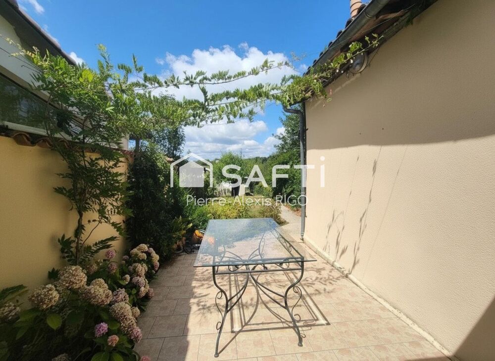 Maison ville Lauzun 87m², 3 ch, garage, 185500€