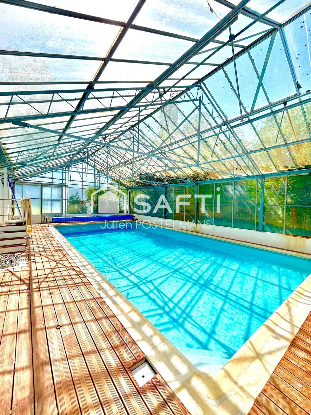 MAISON DE MAITRE, DÉPENDANCES, PISCINE
