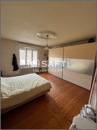  Maison � vendre 9 pi�ces 245 m�